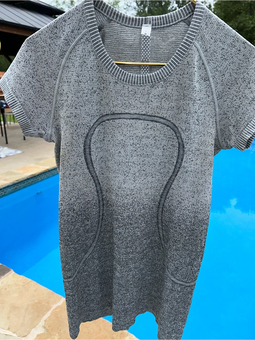 Lululemon top